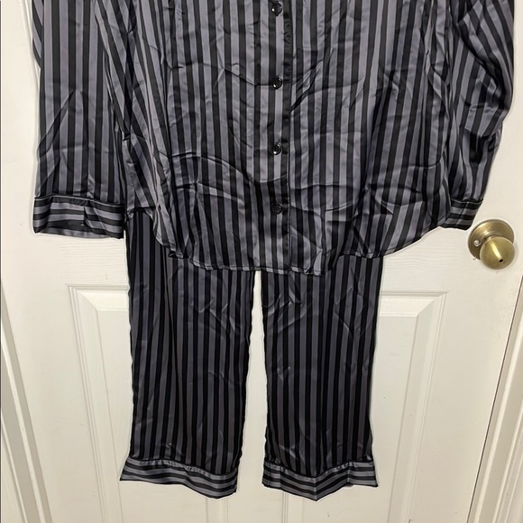 Victoria's Secret Black Striped Pajama Set - Picture 3 of 7